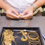 Percez les secrets pour identifier de l'or authentique facilement