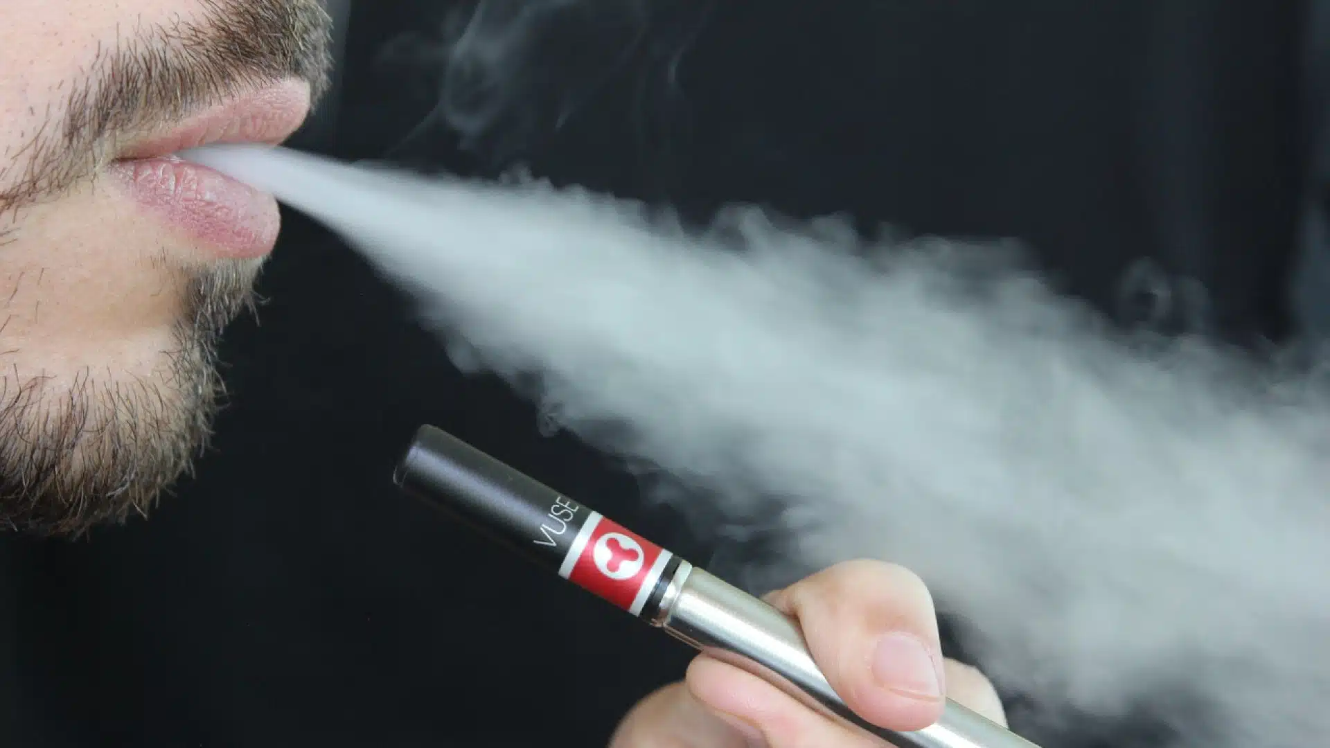 Pourquoi visiter un guide traitant des e-cigarettes et des e-liquides ?