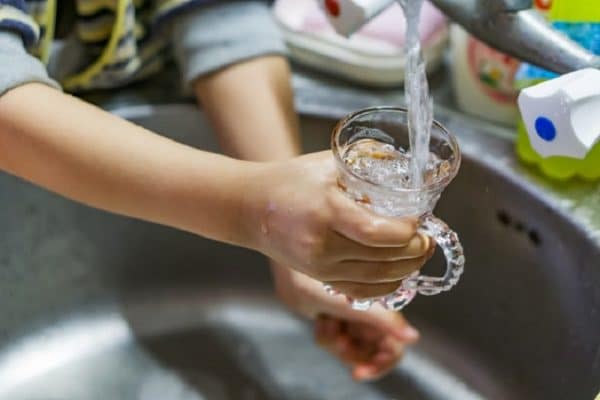 Comment rendre l’eau potable naturellement ?